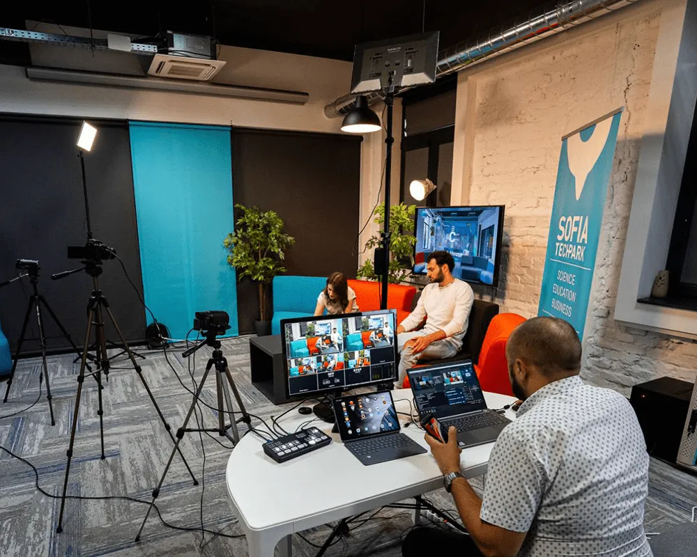 ClubHouse Multimedia Studio
