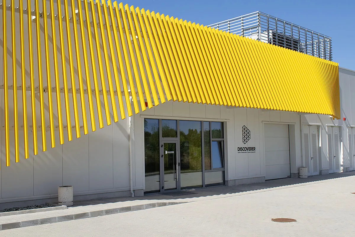 Discoverer Data Center Entrance
